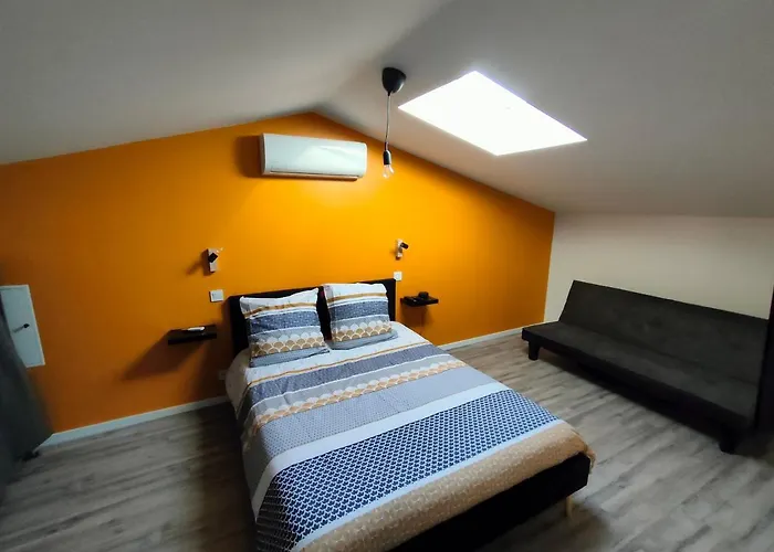 Maison Piscine Jeux A La Campagne * Camélas